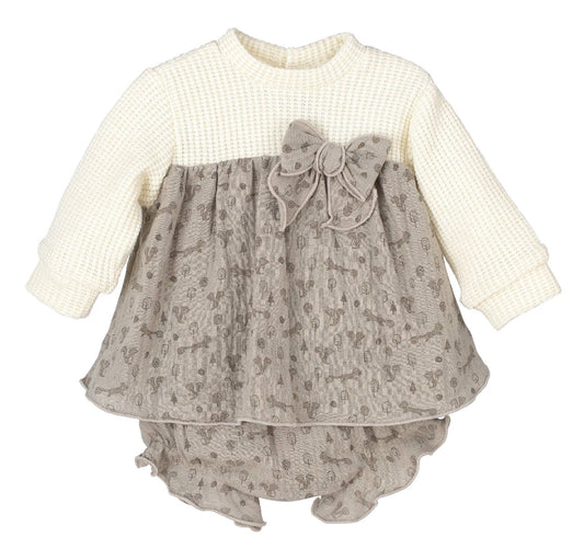 Kiev baby girl dress with matching bloomers