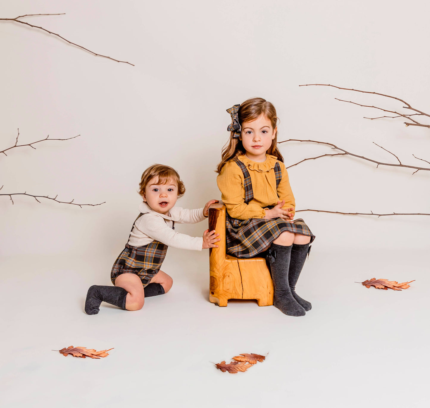 Hamburgo baby outfit with skirt
